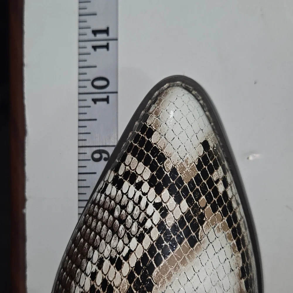 Womens Faux Snakeskin Pointed Toe Block Heel Ankle Booties Size 9‎ Side Cutout